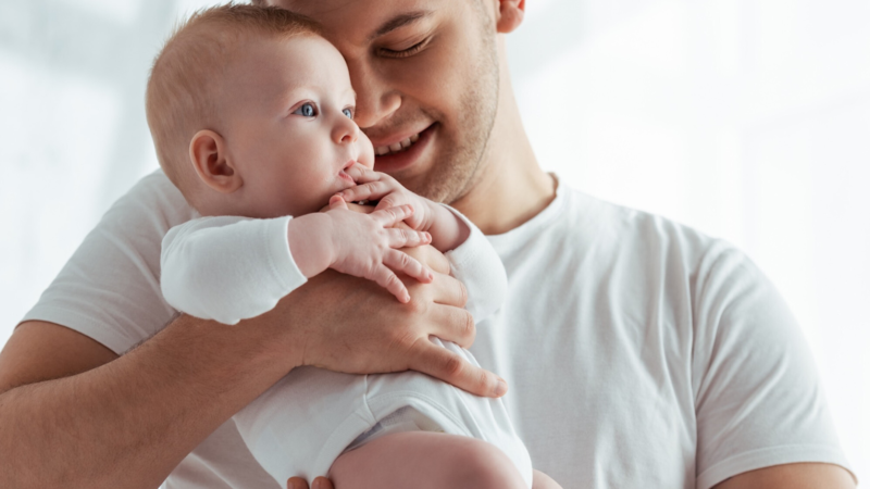 A FÜRDETÉS MINDIG APA DOLGA