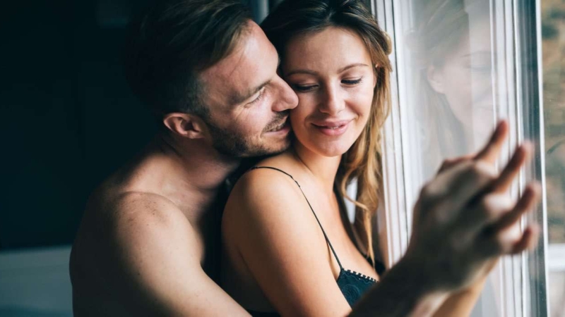 MERÍTSETEK ERŐT EGYMÁSBÓL!