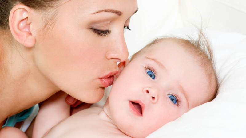 GONDOLATAIM AZ ANYASÁGRÓL – AZ ÉLET FELÜLÍRJA A KUDARCOKAT