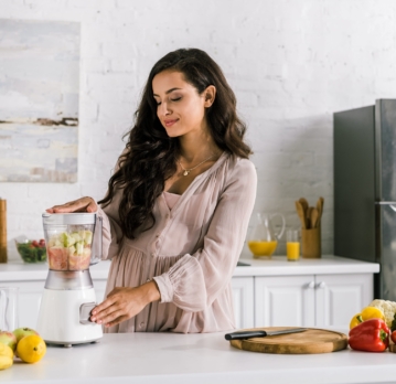 ÚJ LENDÜLET TAVASSZAL – ÍGY TÁMOGATHATJUK AZ IMMUNRENDSZERT ÉS A BABATERVEZÉST A TÁPLÁLKOZÁSSAL